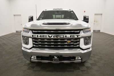 2021 Chevrolet 3500 Crew Cab, $50499. Photo 11