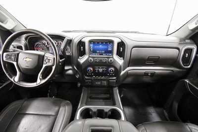 2021 Chevrolet 3500 Crew Cab, $50499. Photo 3