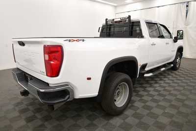2021 Chevrolet 3500 Crew Cab, $50499. Photo 8