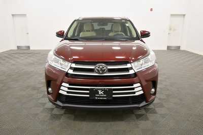 2018 Toyota Highlander, $24997. Photo 11