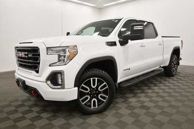 2020 GMC 1500 Crew Cab, $39497. Photo 2