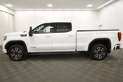 2020 GMC 1500 Crew Cab, $39497. Photo 4
