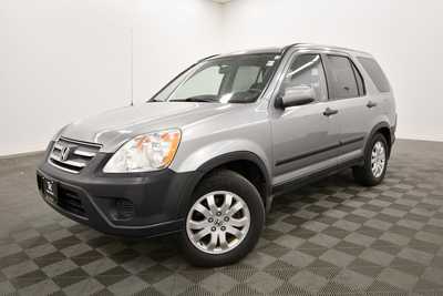2005 Honda CR-V, $10999. Photo 2
