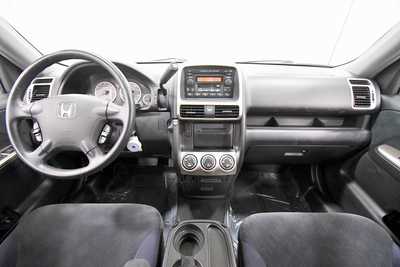 2005 Honda CR-V, $10999. Photo 3