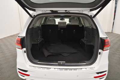 2017 Kia Sorento, $14999. Photo 7