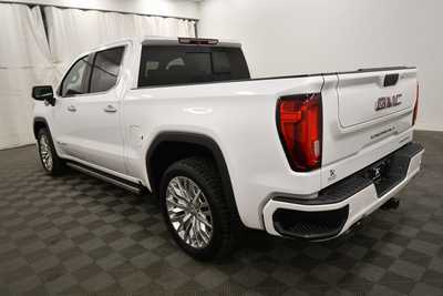 2019 GMC 1500 Crew Cab, $37999. Photo 5