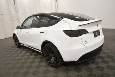 2021 Tesla Model Y, $27780. Photo 5