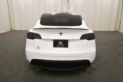 2021 Tesla Model Y, $27780. Photo 6