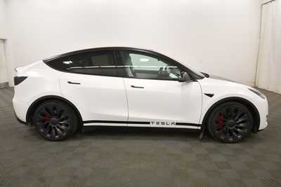 2021 Tesla Model Y, $27780. Photo 8