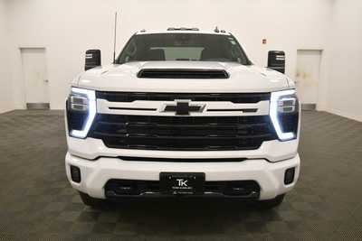 2024 Chevrolet 2500 Crew Cab, $55599. Photo 11
