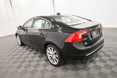 2016 Volvo S60, $9599. Photo 5
