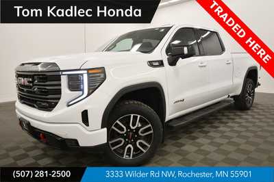 2023 GMC 1500 Crew Cab, $47999. Photo 1