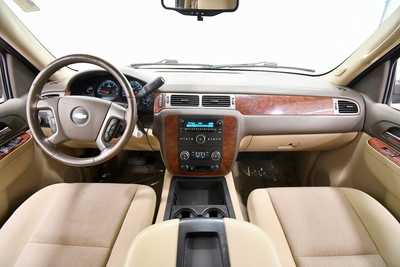 2013 Chevrolet Tahoe, $16999. Photo 3