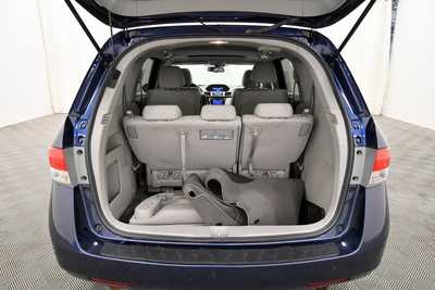 2016 Honda Odyssey, $14797. Photo 7