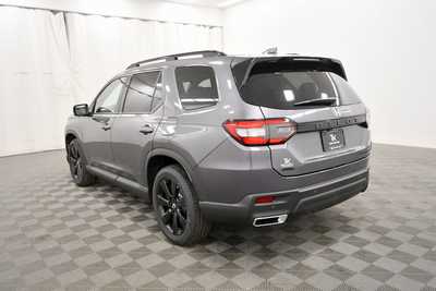 2025 Honda Pilot, $56075. Photo 5