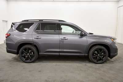 2025 Honda Pilot, $56075. Photo 8