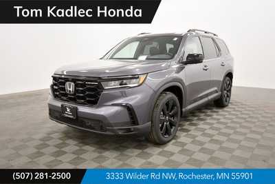 2025 Honda Pilot, $56075. Photo 1