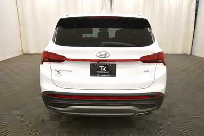 2023 Hyundai Santa Fe, $22997. Photo 6