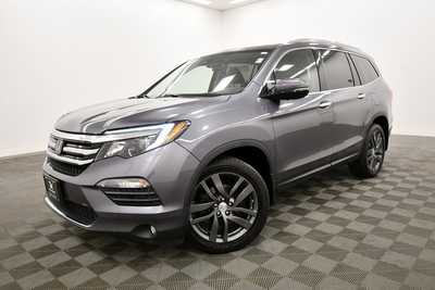 2016 Honda Pilot, $21497. Photo 2