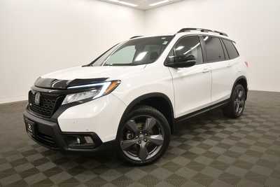 2021 Honda Passport, $29997. Photo 2