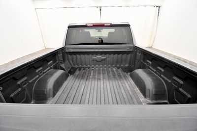 2022 Chevrolet 1500 Crew Cab, $37497. Photo 7