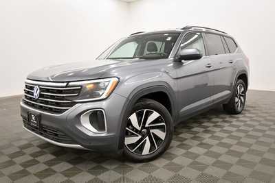 2024 Volkswagen Atlas, $34999. Photo 2
