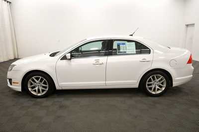 2010 Ford Fusion, $5999. Photo 4