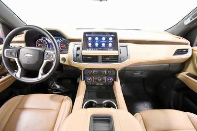 2021 Chevrolet Suburban, $54999. Photo 3
