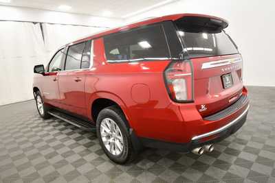 2021 Chevrolet Suburban, $54999. Photo 5