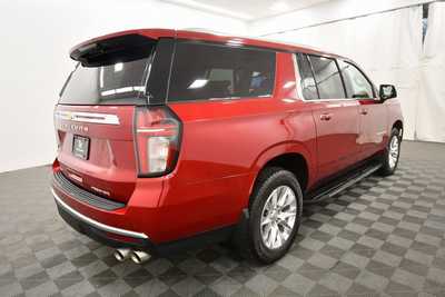 2021 Chevrolet Suburban, $54999. Photo 8