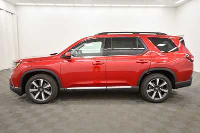 2025 Honda Pilot, $51505. Photo 4