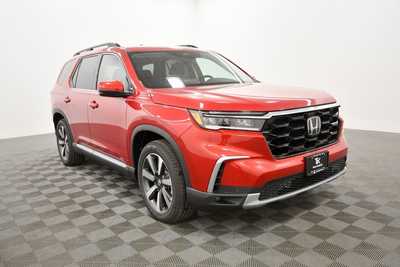 2025 Honda Pilot, $51505. Photo 9