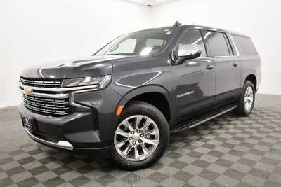 2023 Chevrolet Suburban, $50999. Photo 2