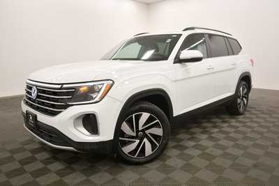 2024 Volkswagen Atlas, $34999. Photo 2