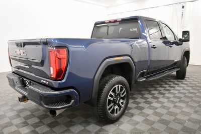 2022 GMC 2500 Crew Cab, $58999. Photo 8