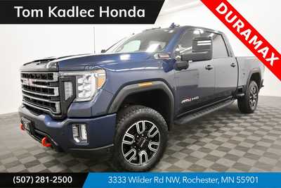 2022 GMC 2500 Crew Cab, $58999. Photo 1