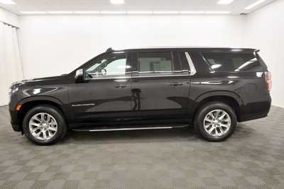 2023 Chevrolet Suburban, $50999. Photo 4