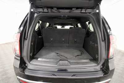 2023 Chevrolet Suburban, $50999. Photo 7