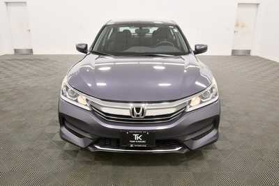 2016 Honda Accord, $13499. Photo 10