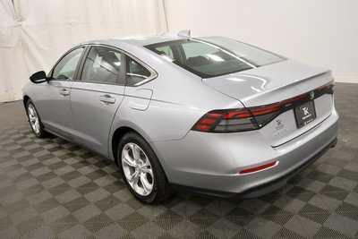 2023 Honda Accord, $25999. Photo 5