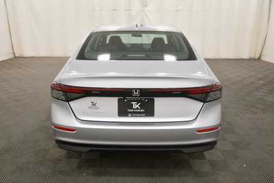 2023 Honda Accord, $25999. Photo 6