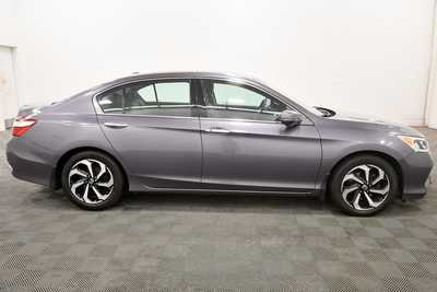 2017 Honda Accord, $11999. Photo 8