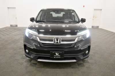 2019 Honda Pilot, $25497. Photo 11