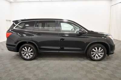 2019 Honda Pilot, $25497. Photo 9