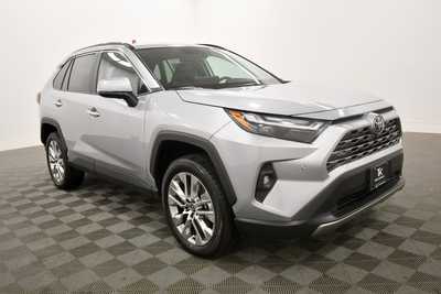 2025 Toyota RAV4, $40999. Photo 10