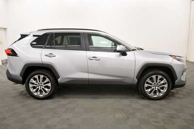 2025 Toyota RAV4, $40999. Photo 9
