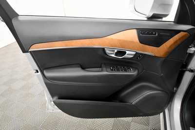 2023 Volvo XC90, $41499. Photo 12