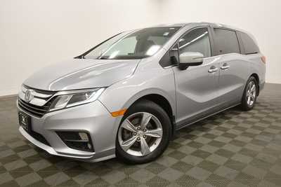 2018 Honda Odyssey, $16999. Photo 2