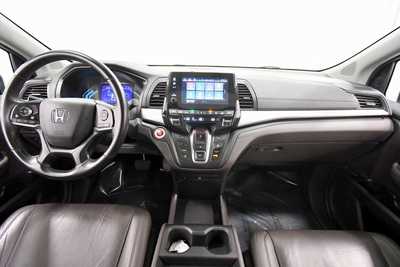 2018 Honda Odyssey, $16999. Photo 3