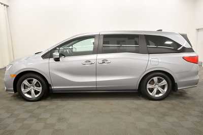 2018 Honda Odyssey, $16999. Photo 4